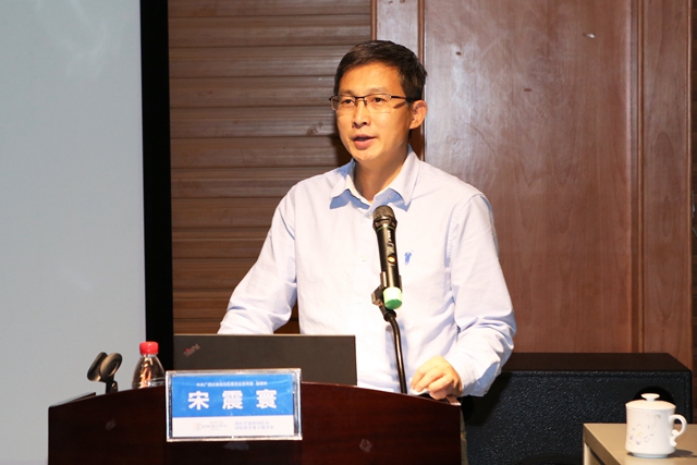 自治区党委宣传部宋震寰副部长到我校作当前意识形态工作专题讲座