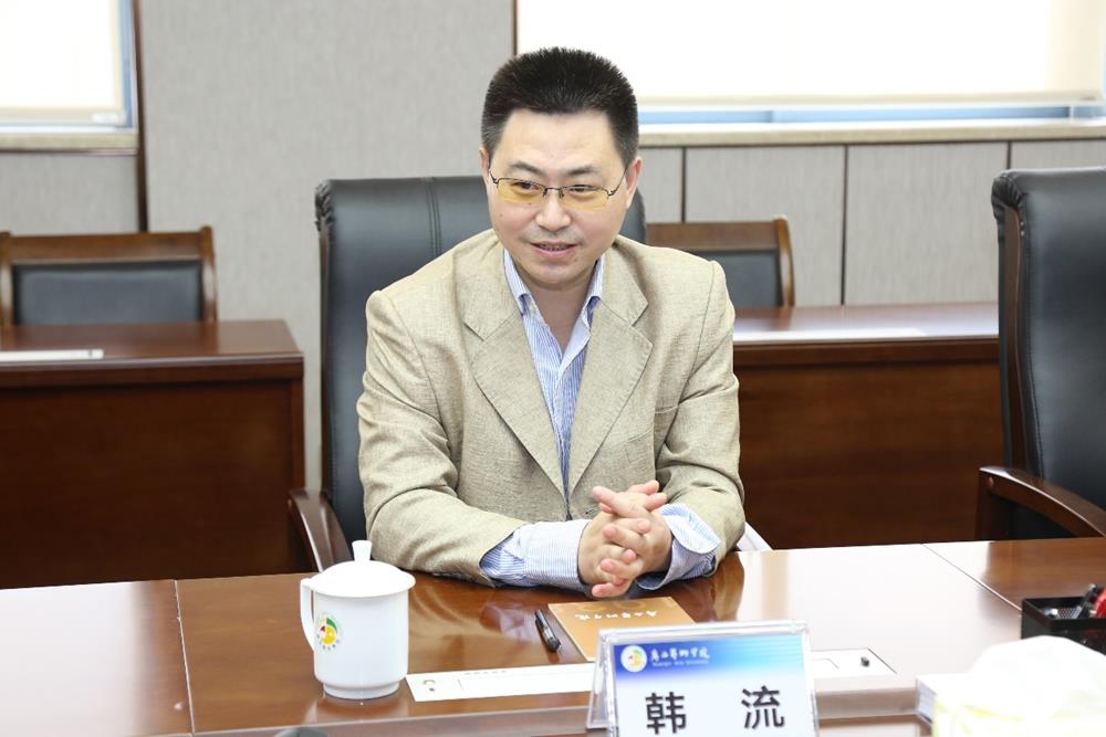 自治区党委宣传部副部长韩流到我校调研指导工作_广艺要闻_广西艺术