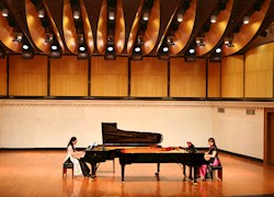 越南国家音乐学院钢琴长笛音乐会在我院成功上演