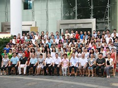 我院隆重举行2010年在职研究生班开学典礼，黄格胜院长为学员们上开学第一课