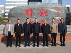 黄俊华副主席到我校调研2023年全国硕士研究生招生考试工作