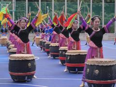 我校开展“广西三月三”民族文化传承展示主题实践活动